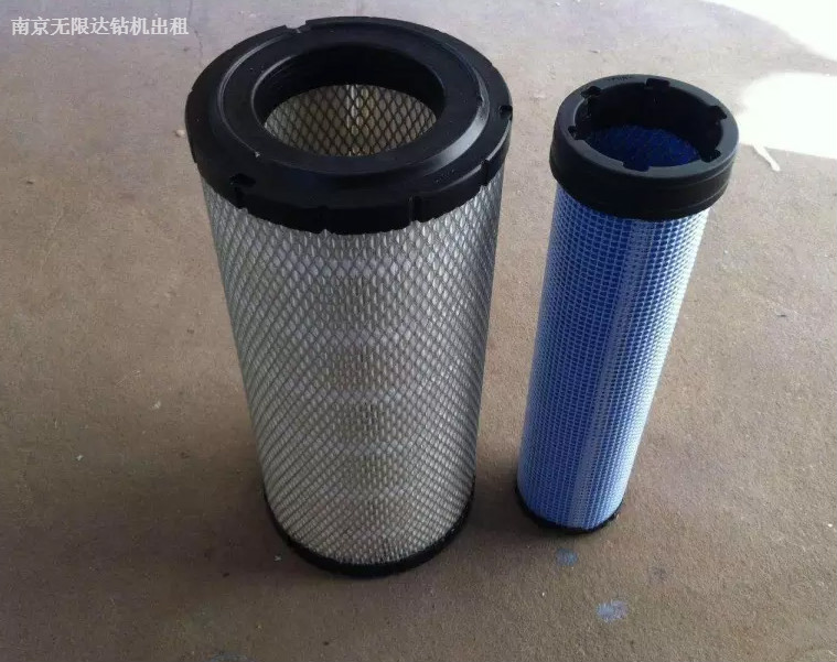 鉆機(jī)保養(yǎng)須知：更換空氣濾芯的注意事項有哪些？.jpg